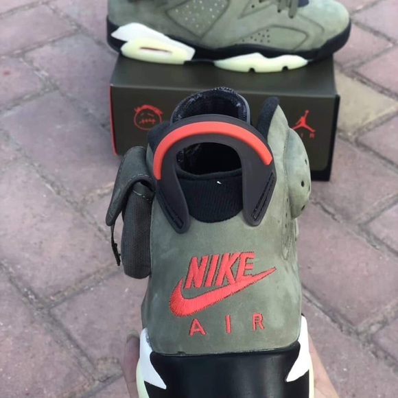 Travis Scott 6’s